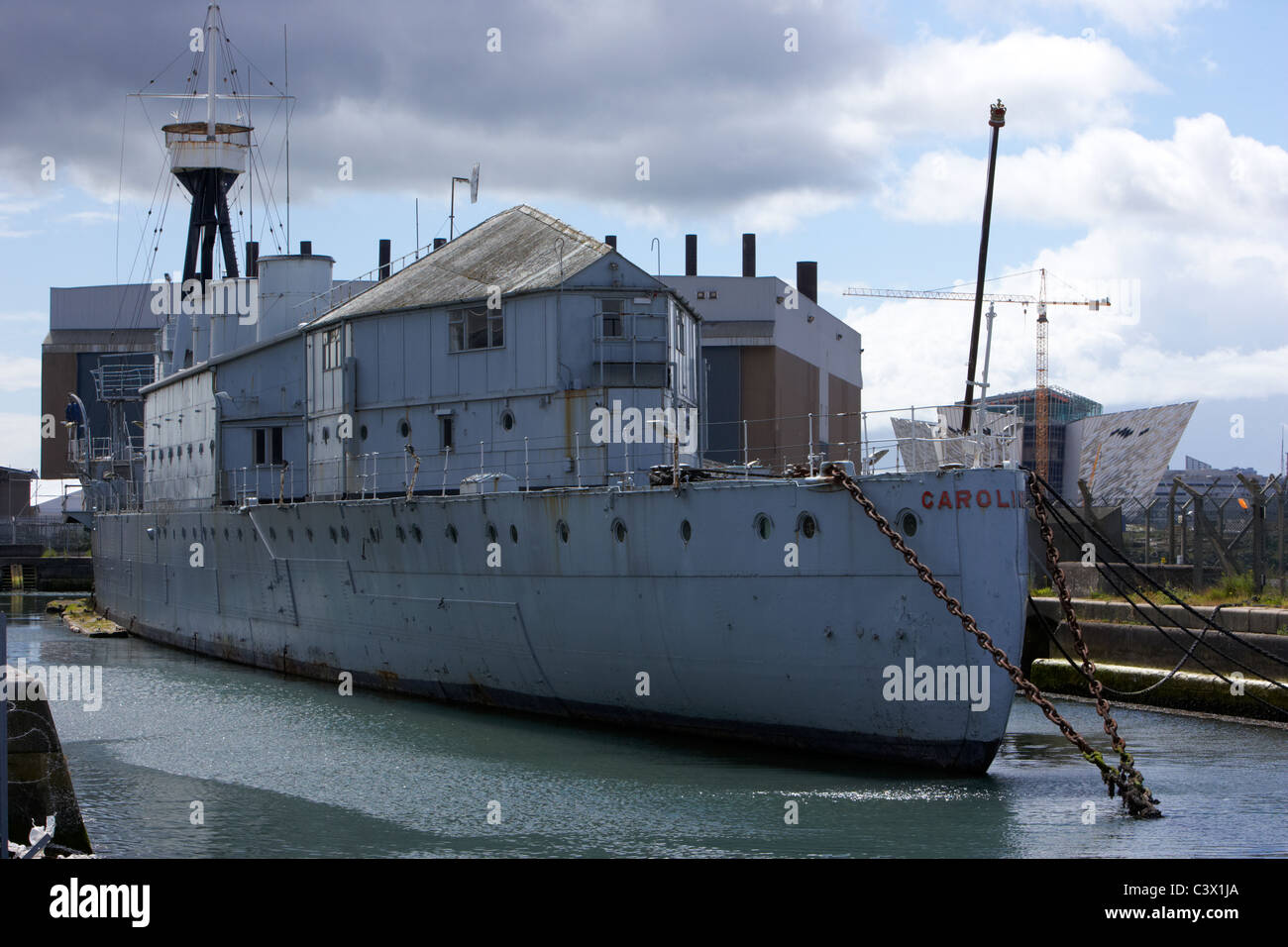 Royal Navy HMS Caroline reserve Base vertäut im Alexandra Dock titanic Viertel Queens Island Belfast Nordirland Vereinigtes Königreich Stockfoto