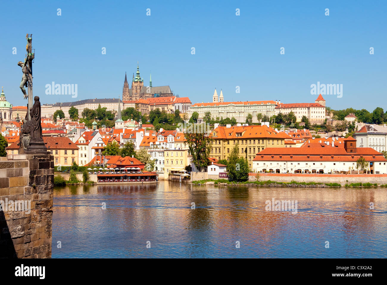 Tschechische Republik, Prag - Karlsbrücke, Hradschin Burg, st.-Veits-Dom Stockfoto