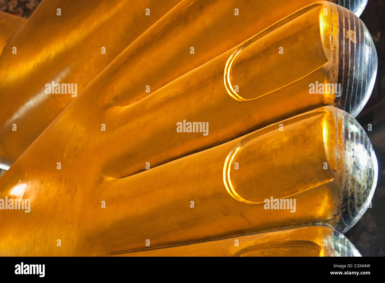 Tempel Wat Pho, Bangkok - der liegende Buddha Zehen Stockfoto