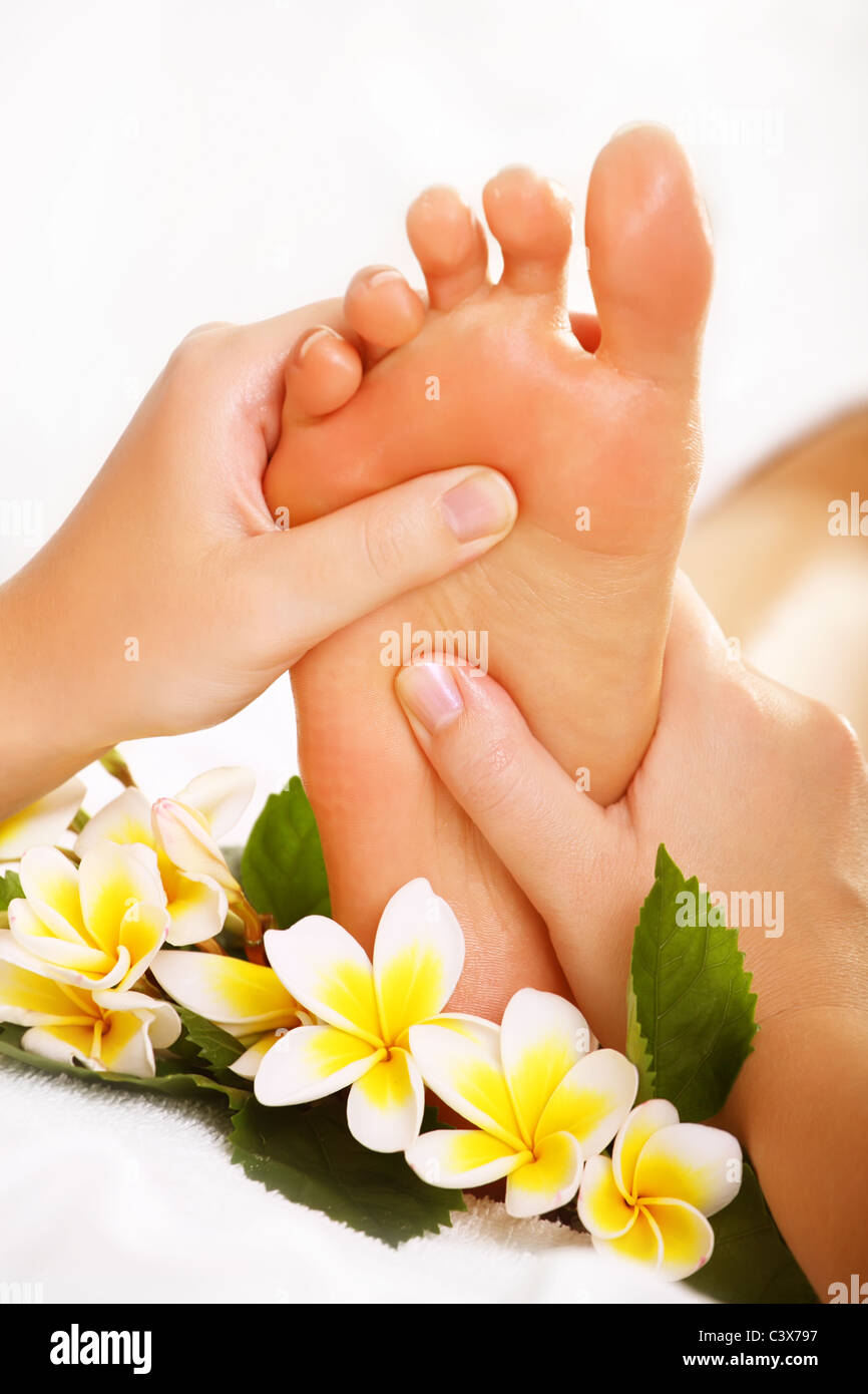 FußMassage und SpaFußBehandlung Stockfotografie Alamy