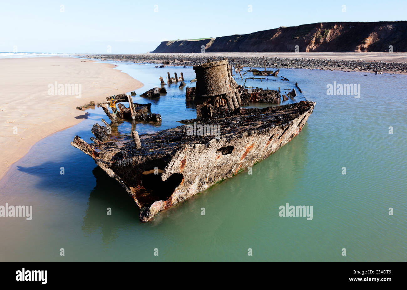 Schiffbruch in der Nähe von Jurby am Strand von Isle Of Man Stockfoto