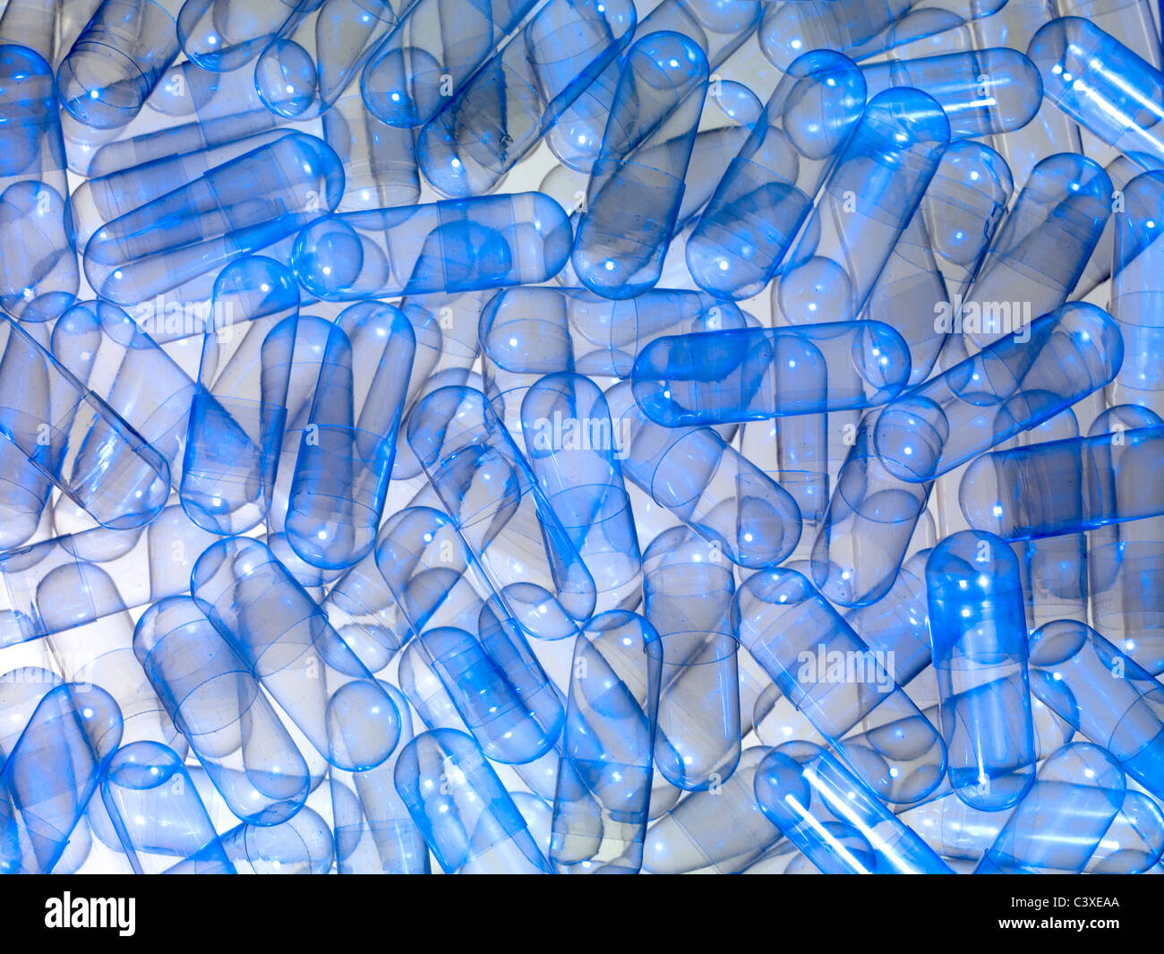 Klare blaue Medizin Kapseln Stockfoto