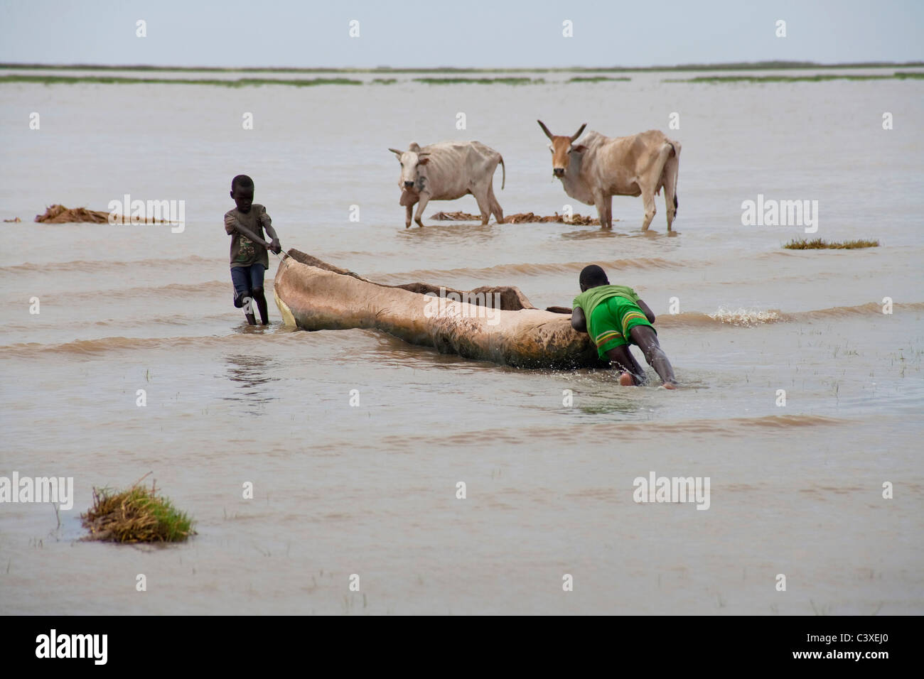 Dassanech, oder Daasanach oder Dasenach Menschen. Turkana-See in Äthiopien, Afrika Stockfoto
