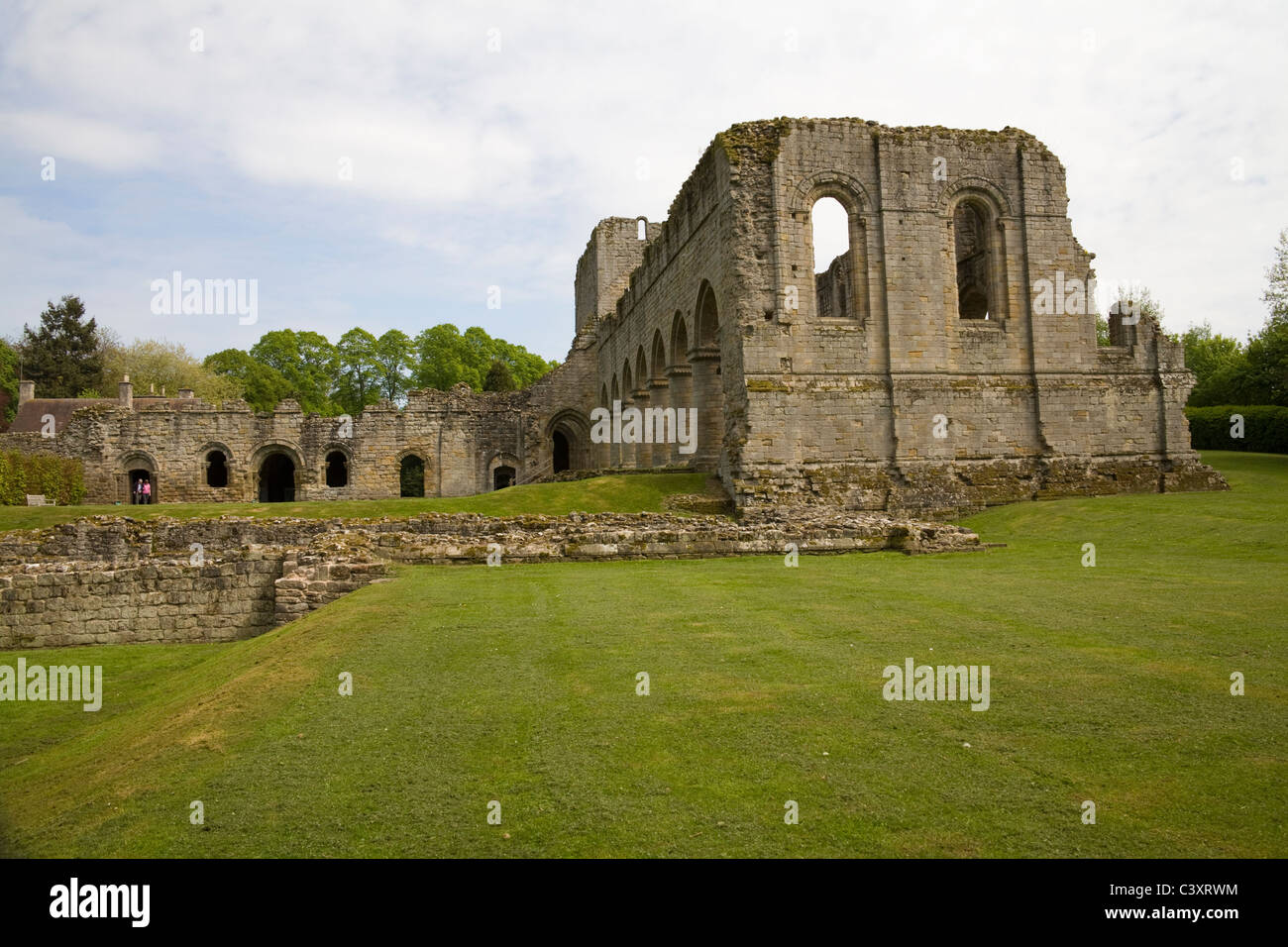 Shropshire, England UK die eindrucksvollen Ruinen der 12thc Buildwas Zisterzienserabtei mit der gewölbten Kirche Stockfoto