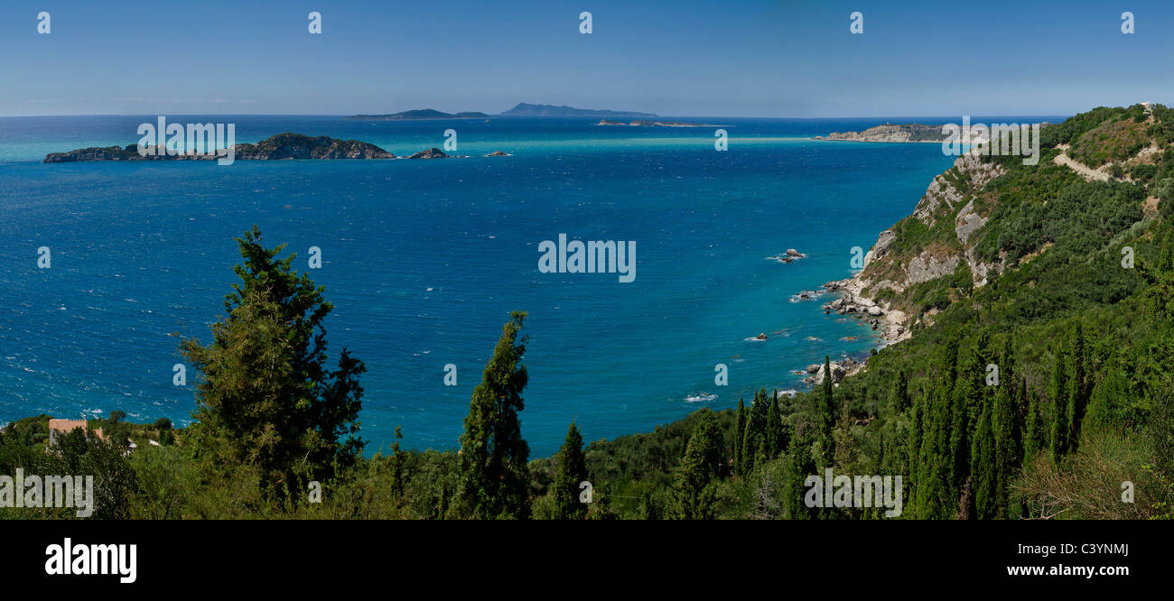 Kap Arilla, Arillas, Corfu, Europa, Griechenland, Landschaft, Wasser, Sommer, Berge, See, Stockfoto