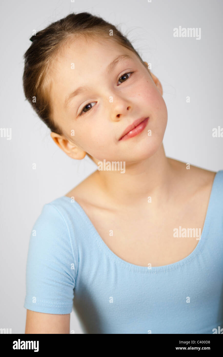 Porträt einer Ballerina trägt eine hellblaue Farbe Trikot Stockfoto