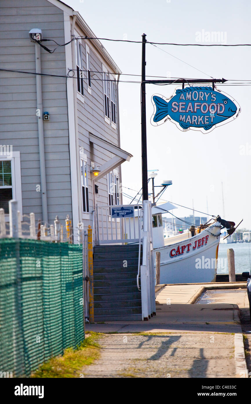 Frische Meeresfrüchte-Markt an den Docks in Hampton, Virginia Stockfoto