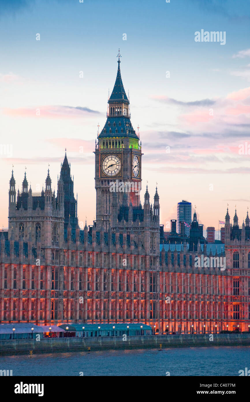 Großbritannien, Europa, England, London, Houses of Parliament, Big Ben, Westminster, Parlament, am Abend, Themse, River, Fluss Stockfoto