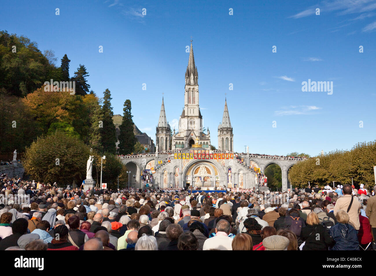 Frankreich, Europa, Lourdes, Pyrenäen, Ort der Pilgerfahrt, Hoffnung, Wunder, Kirche, Gläubige, Gläubiger, religion Stockfoto