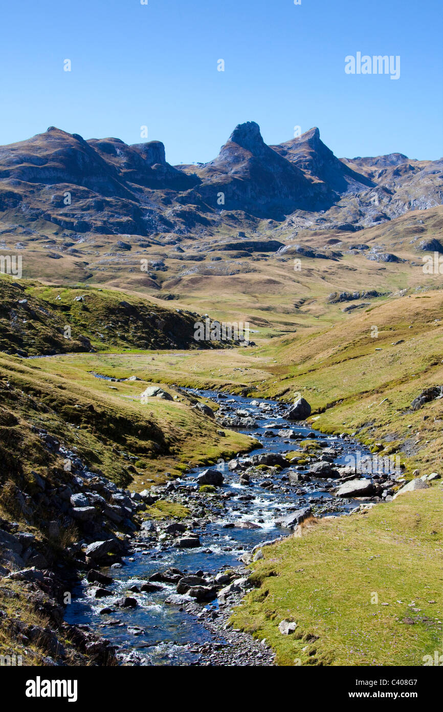 Pyrenees mountains -Fotos und -Bildmaterial in hoher Auflösung – Alamy
