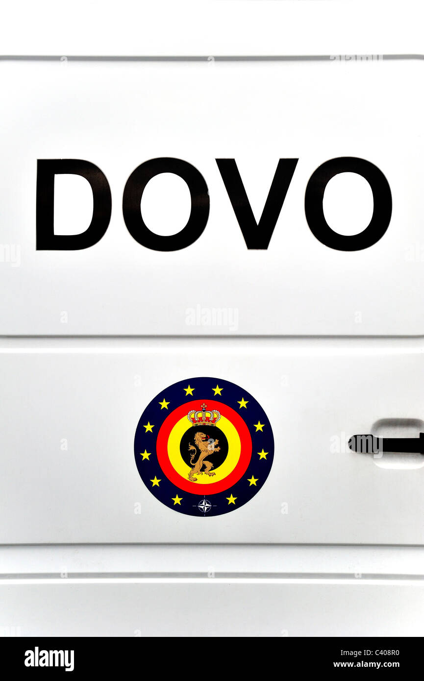 Emblem der Bombe Entsorgungs-Service DOVO auf van, Belgien Stockfoto