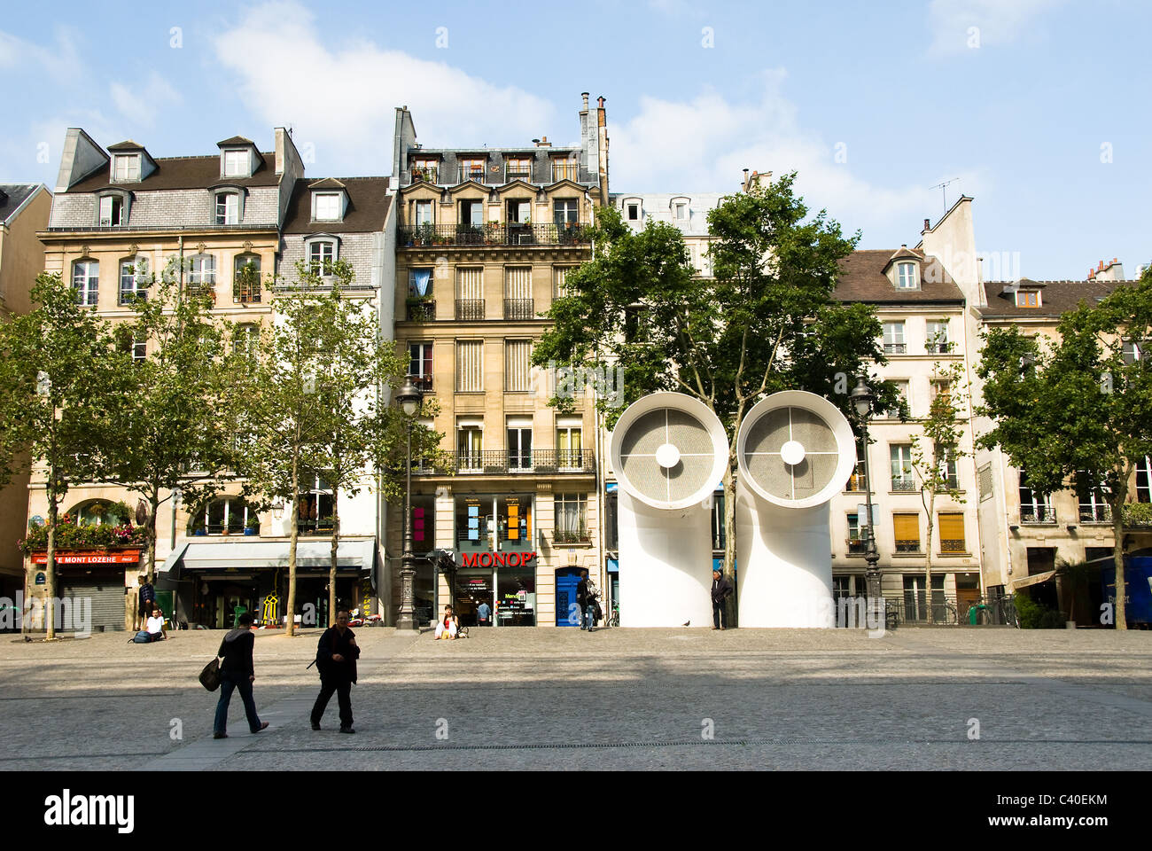 Centre Pompidou Blick auf Place Georges Stockfoto