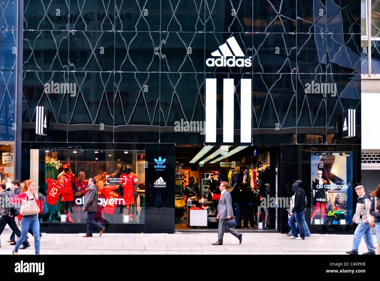 Adidas Store in Frankfurt Stadtmitte, Deutschland Stockfoto