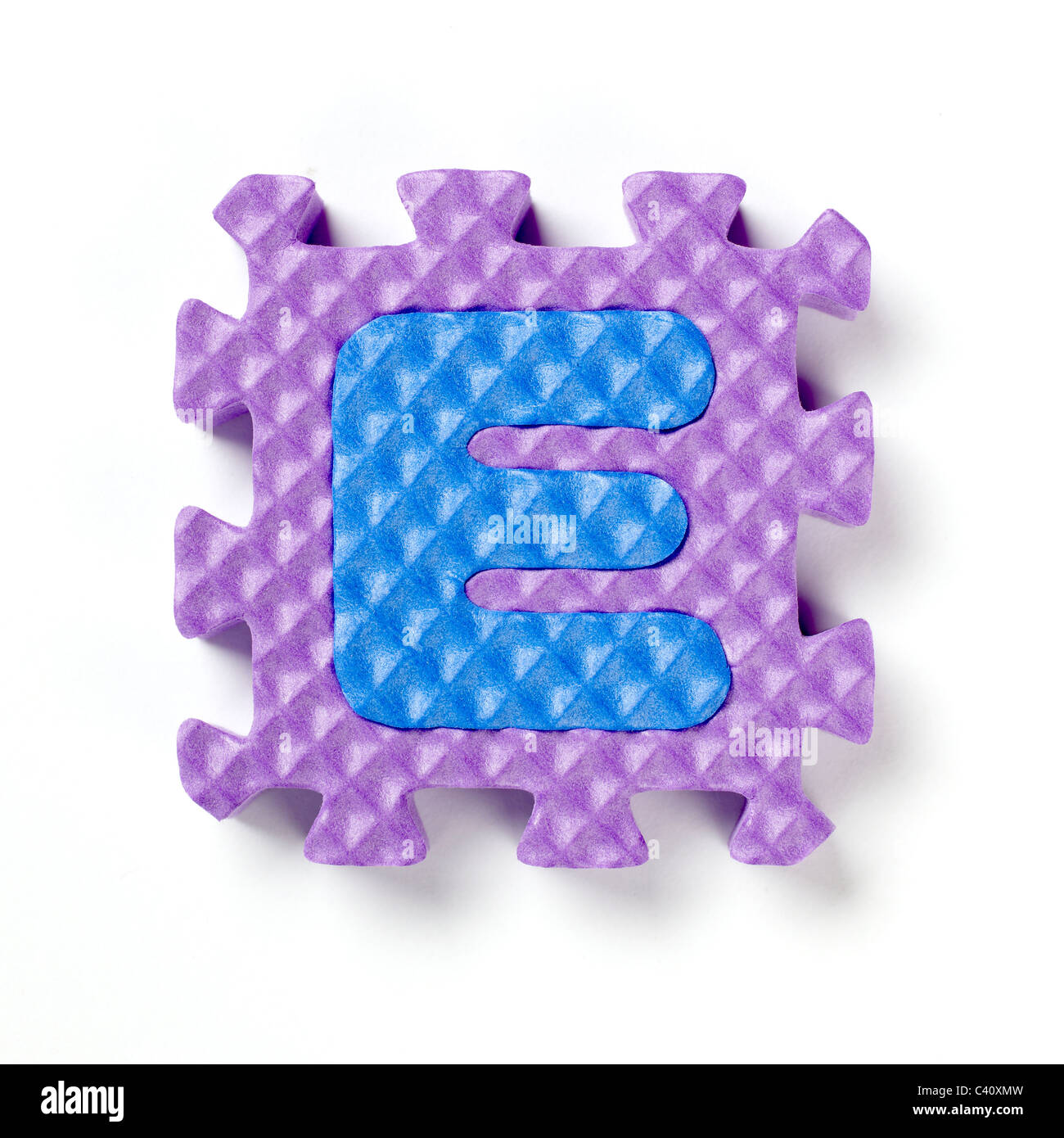Alphabet-Puzzle-Stück E Stockfoto