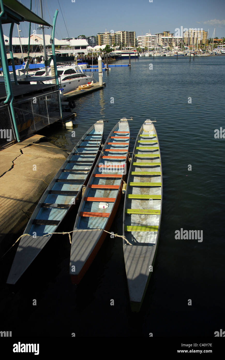 Ruderboote am Cullen Bay Marina Cullen Bay, Darwin, Nortern Territory, Australien Stockfoto