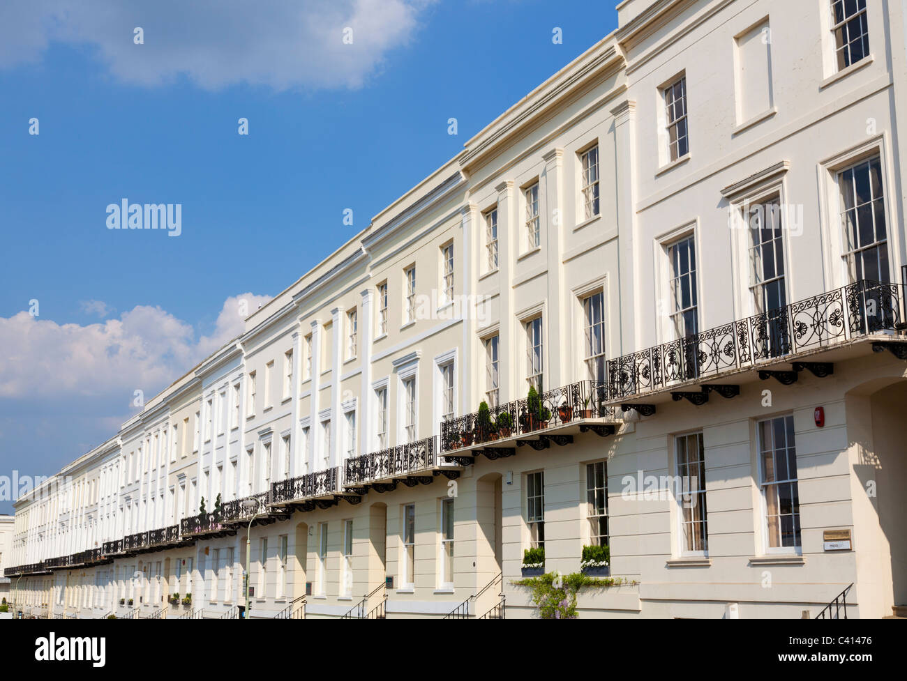 Terrasse des georgischen Häuser am Regency Terrasse Cheltenham Spa Gloucestershire England GB UK EU Europa Stockfoto