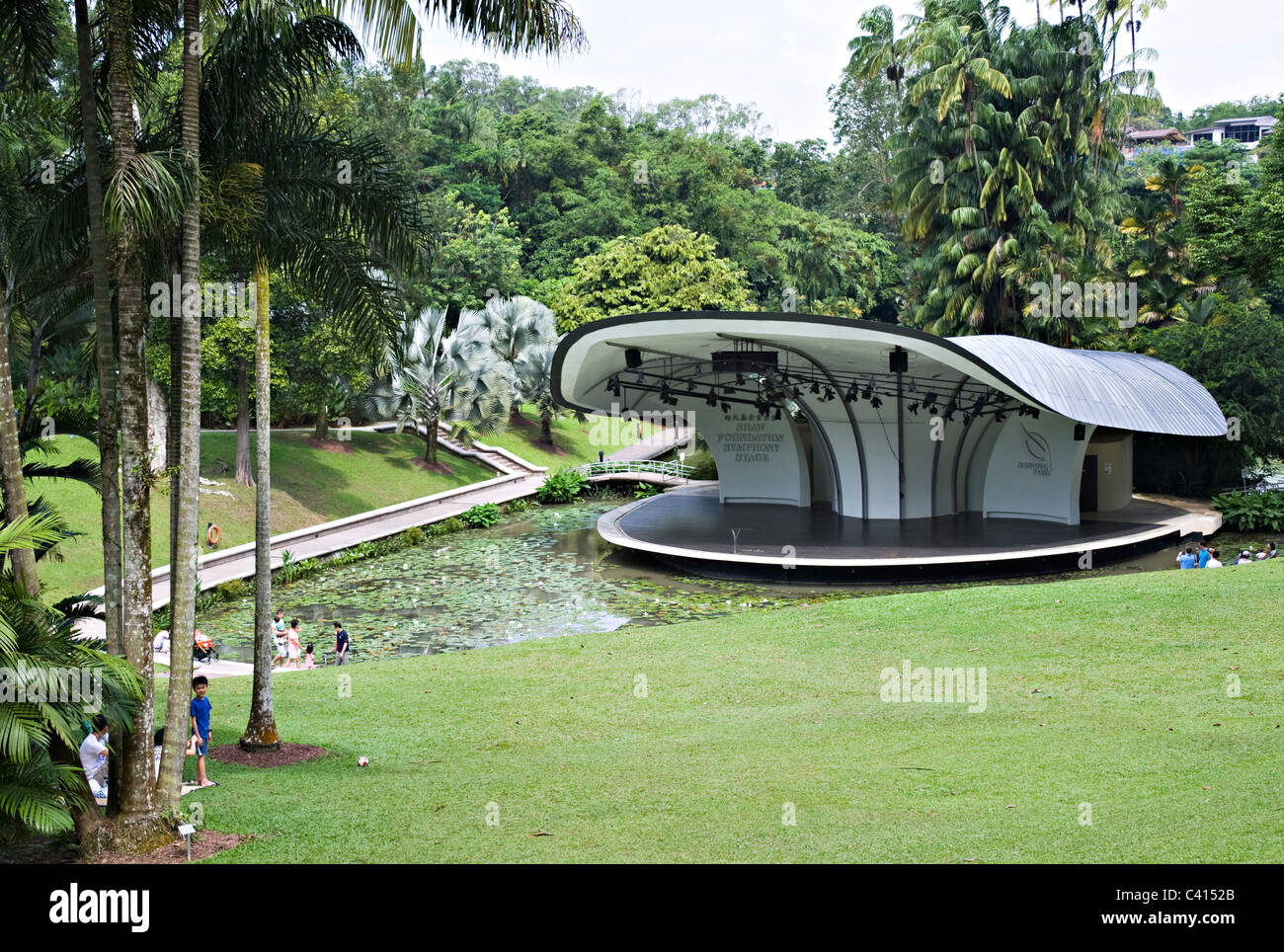 Shaw Foundation Symphony Stage set in The National Botanic Gardens in Singapur Republik von Singapur Asien Stockfoto