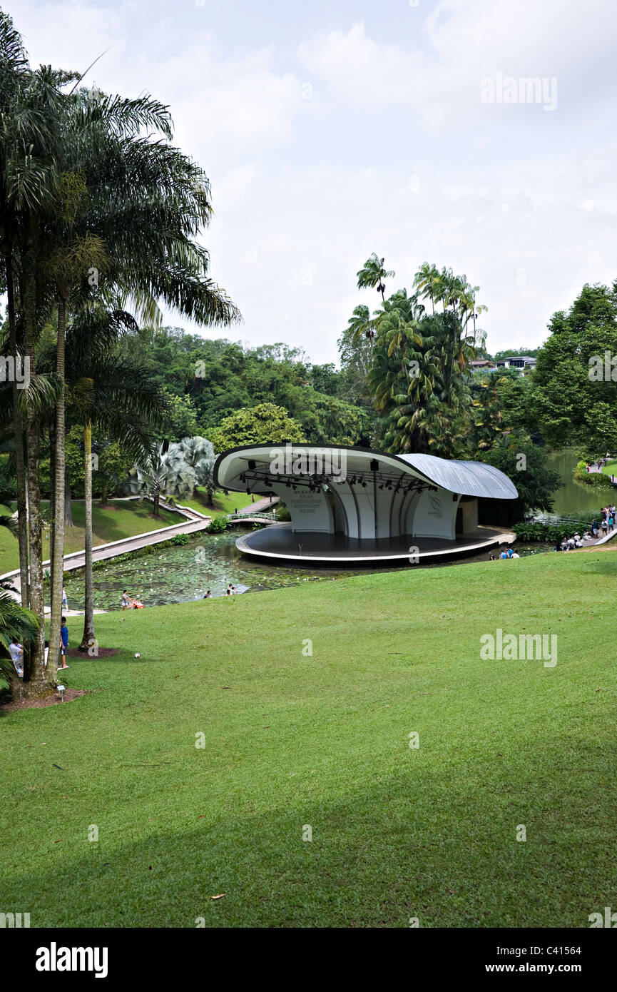 Shaw Foundation Symphony Stage set in The National Botanic Gardens in Singapur Republik von Singapur Asien Stockfoto