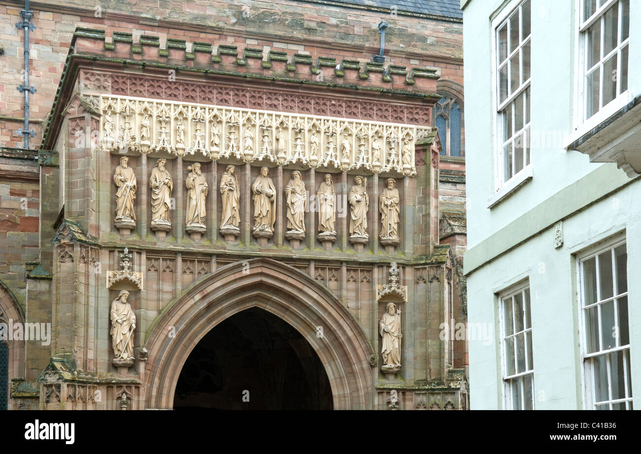 Worcester Cathedral, Nordtür. Stockfoto