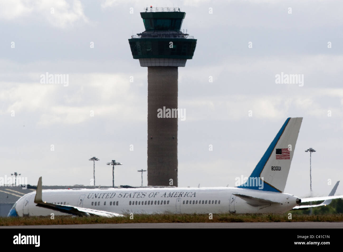 US-Präsidenten Boeing 757 Airforce One bereitet nehmen ab am Flughafen London Stansted nach seinem Staatsbesuch in Großbritannien Stockfoto