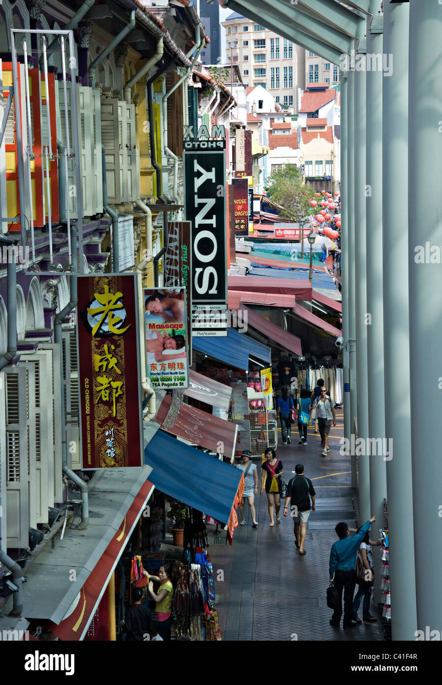 Moderne Shopping-Arkade und Mall in Chinatown Bezirk der Republik Singapur Singapur Asien eingeschlossen Stockfoto