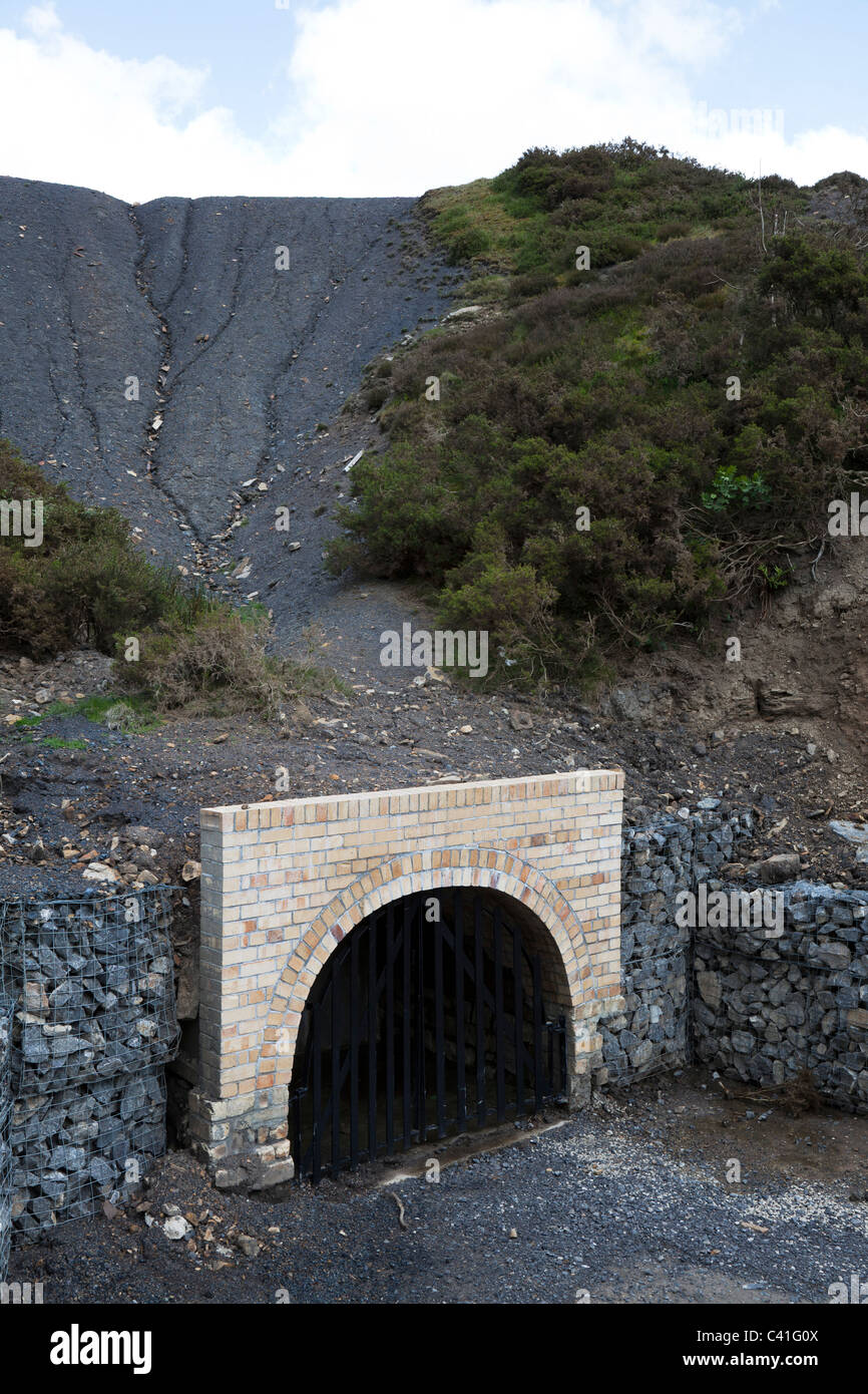 Renovierte Südportal zu Pwll Du Straßenbahn Tunnel Blaenavon Wales UK Stockfoto