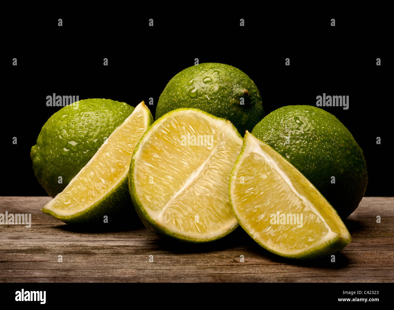 Frische Limette mit Scheiben. Essen Stockfoto