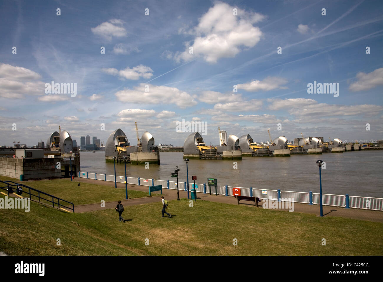 Thames Barrier Fluss Themse Charlton London england Stockfoto