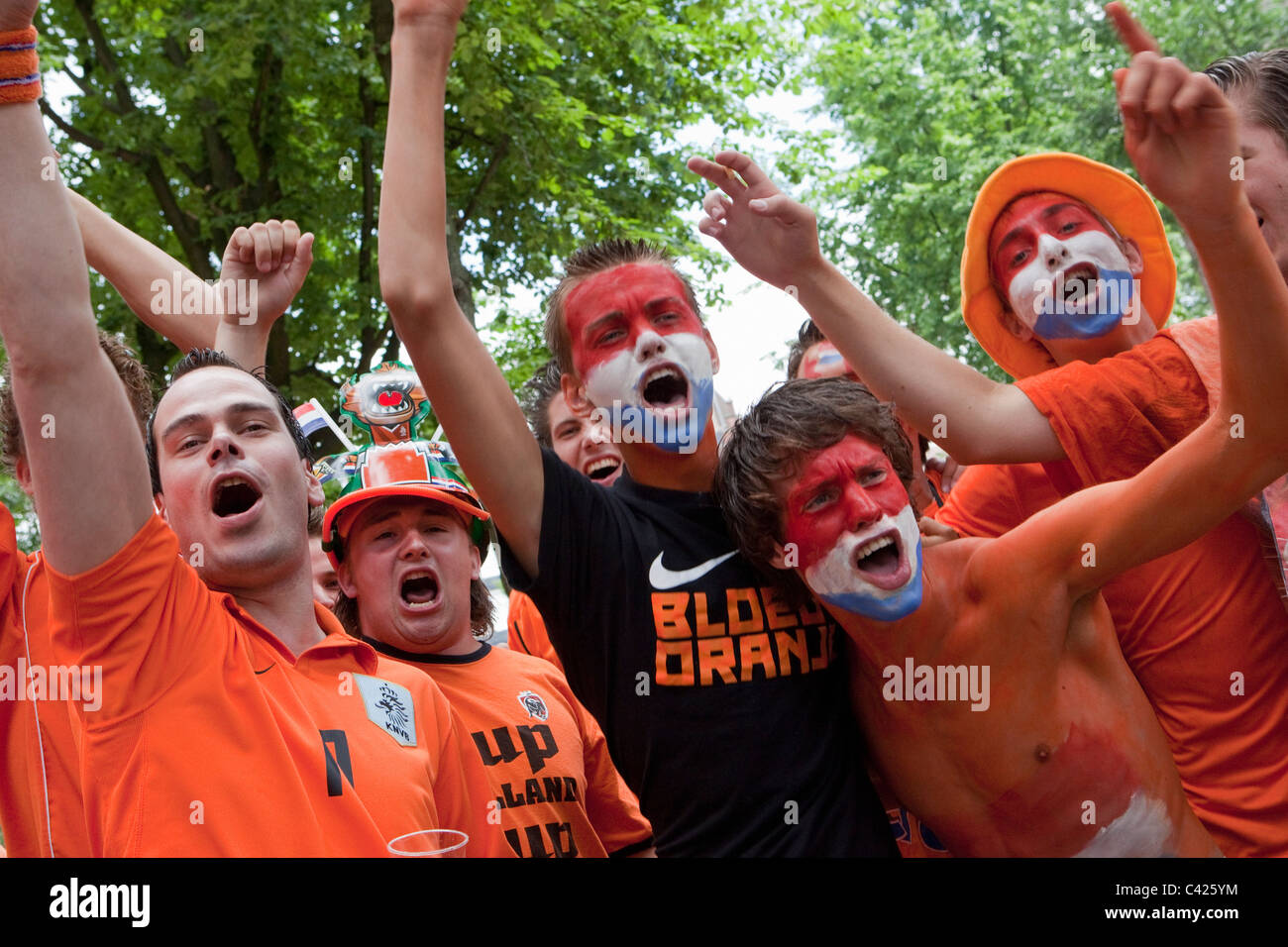 Die Niederlande, Amsterdam, Fußball-WM 13. Juli 2010. Einweihungsfeier der niederländischen Nationalmannschaft. Unterstützer. Stockfoto