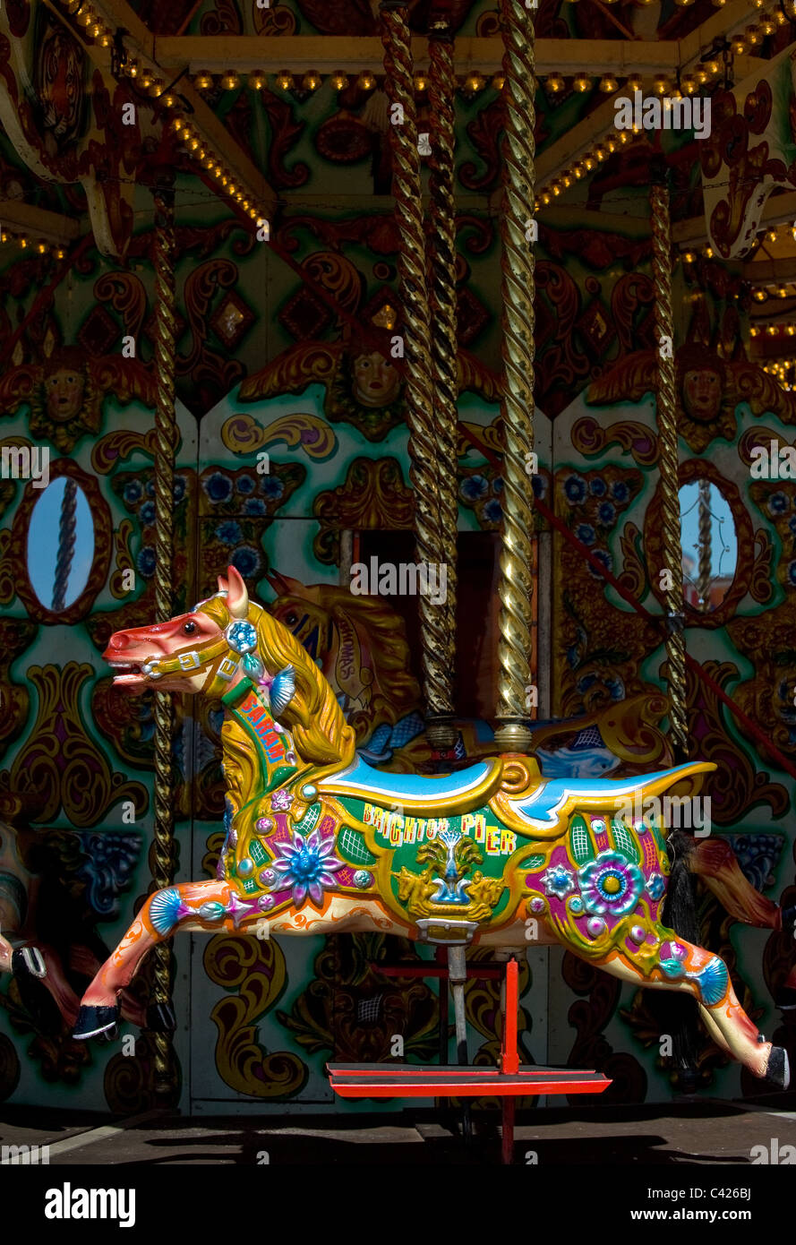 Ein Karussell-Pferd auf Brighton Pier Stockfoto
