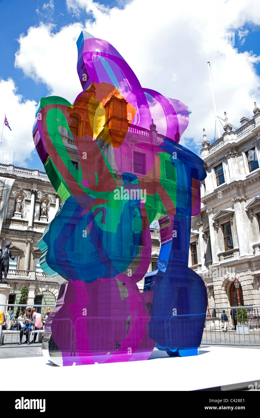 London, Piccadilly Jeff Koons' Coloring Book-Skulptur an der Royal Academy Mai 2011 Stockfoto