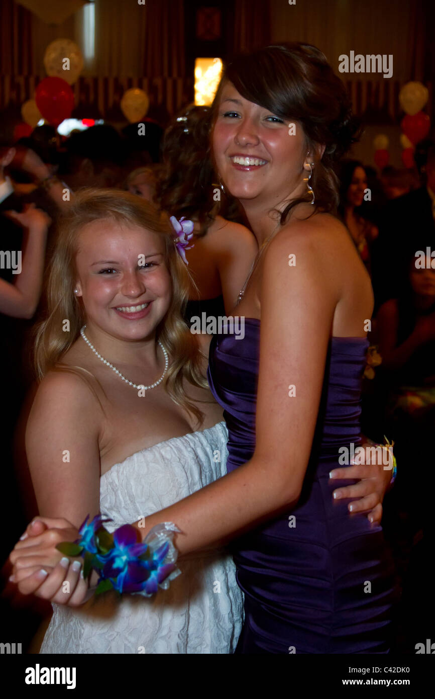 junge Frauen Jugendliche Tanzparty glücklich Stockfoto