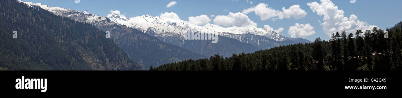 Panorama Landschaften der Gebirge, Manali, Himachal Pradesh, Indien Stockfoto