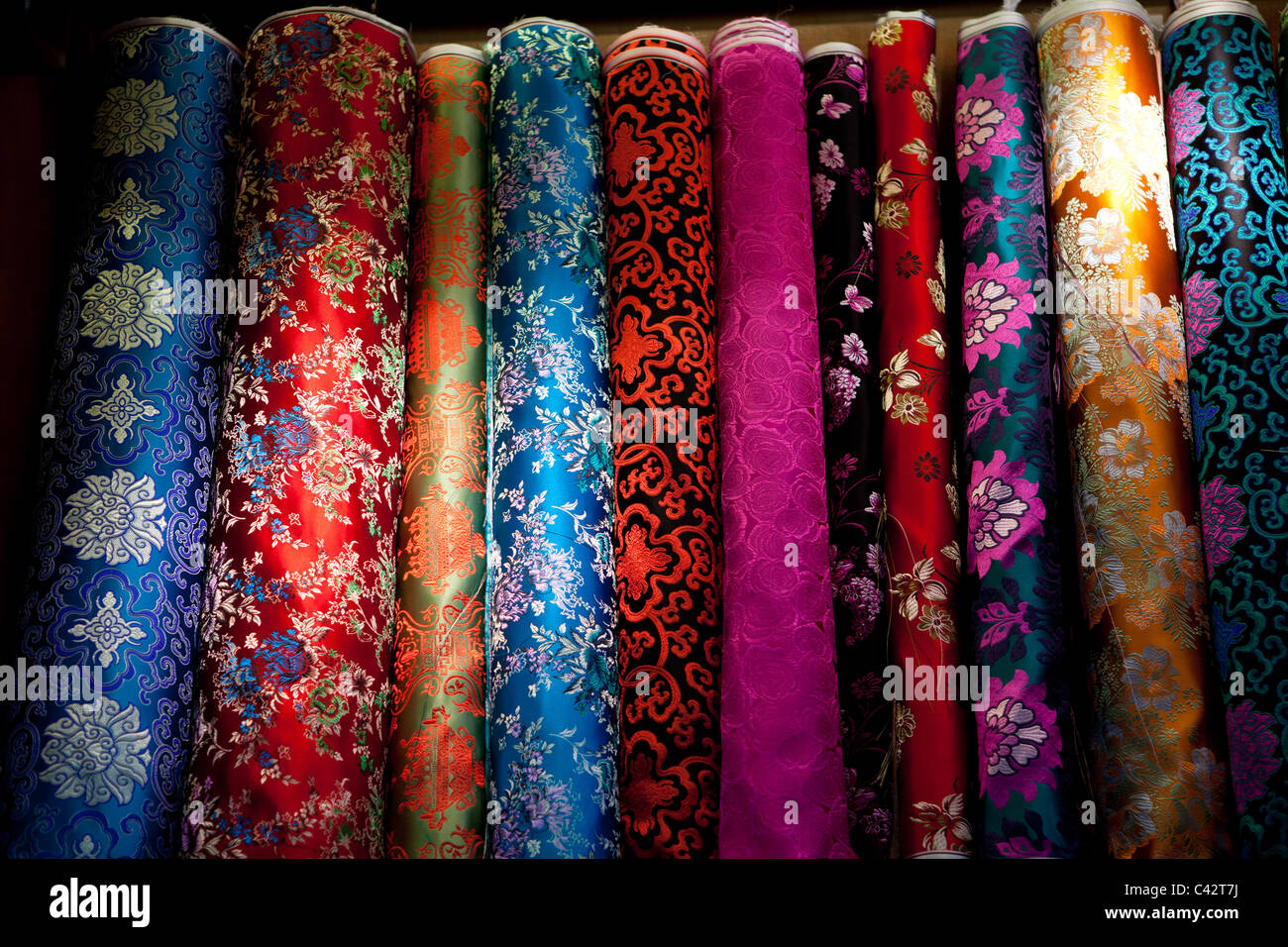 Satin chinesische Stoffe Stockfotografie - Alamy