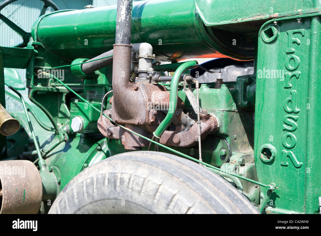 Detail des Motors der Oldtimer Fordson-Traktor Stockfoto