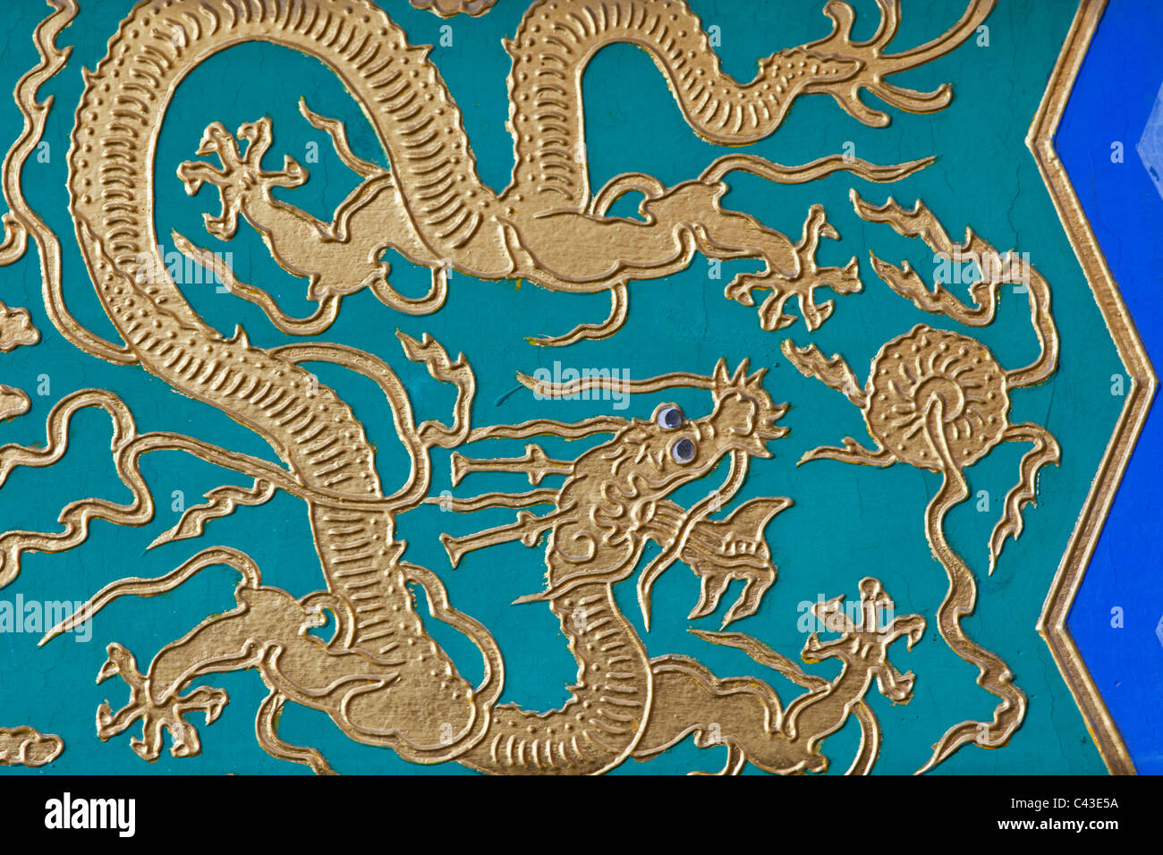 Asien, China, Peking, Sommerpalast, Yiheyuan, buddhistische Duft Pavillon, Kunst, Malerei, chinesische Kunst, Dragon, Drachen, UNESCO, Stockfoto
