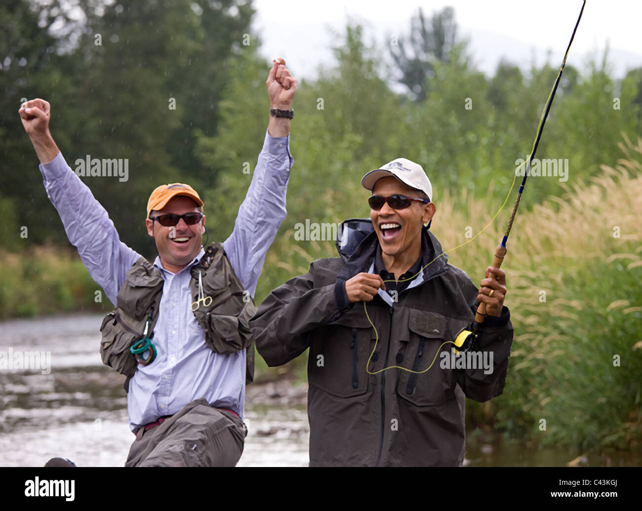 Präsident Barack Obama und seinem Führer Fischen auf Forellen am East Gallatin River in der Nähe von Belgrad, Mont. Stockfoto
