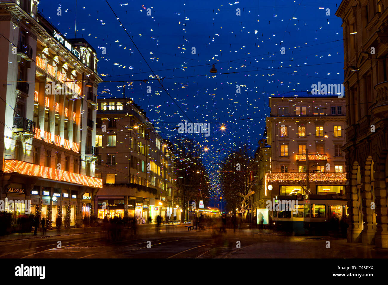 Strassenbeleuchtung Schweiz Stockfotos und -bilder Kaufen - Alamy
