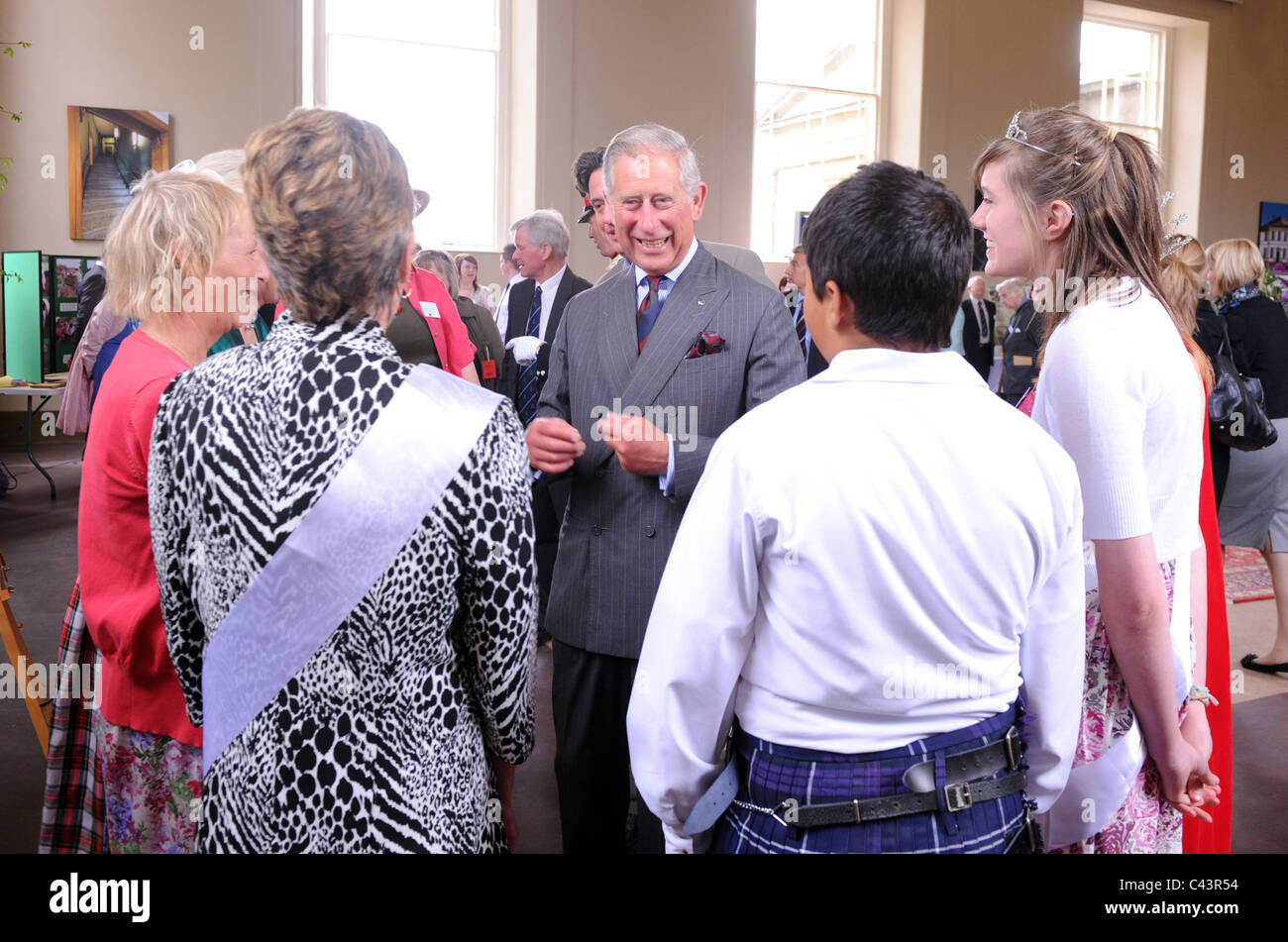 Offizielle Eröffnung des renovierten Rathauses Greenlaw in den Scottish Borders, HRH Prinz Charles, Duke of Rothesay. Stockfoto