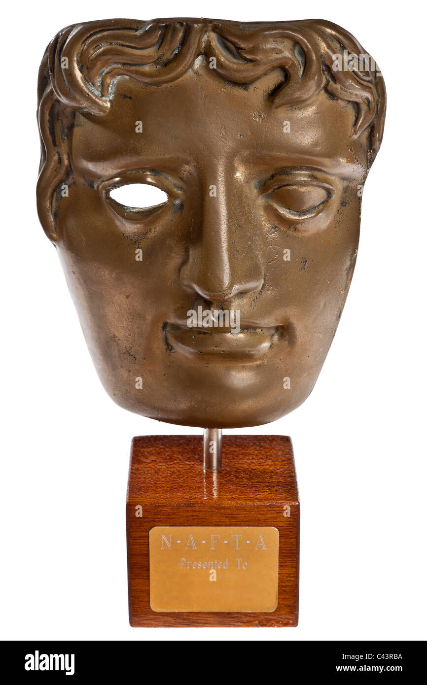 Ähnlich wie eine BAFTA Award-Maske "NAFTA" Statuette produziert als Parodie Requisit für eine satirische Sendung JMH4965 Stockfoto