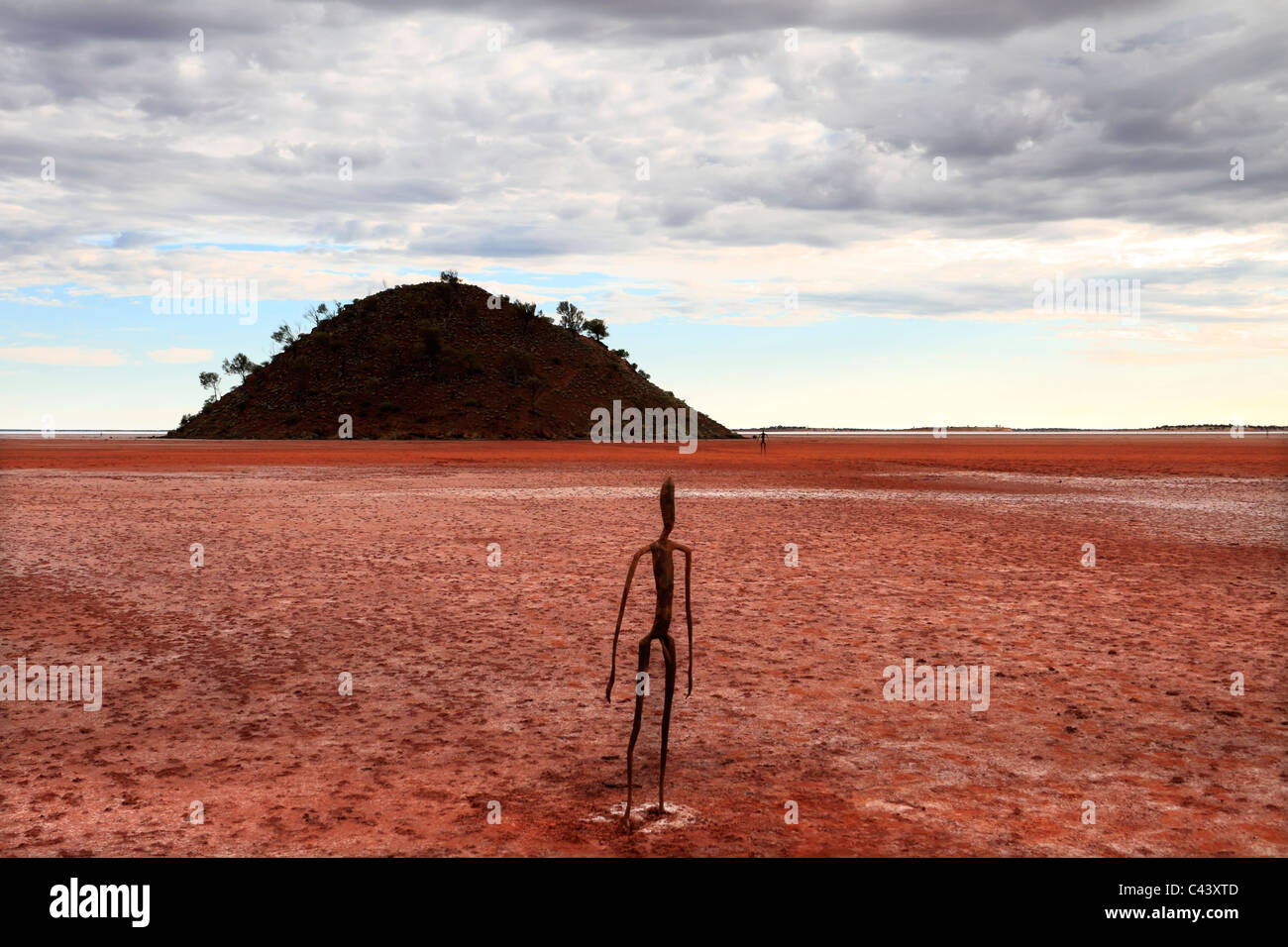 Skulptur von Antony Gormley, innen Australien Ausstellung über Lake Ballard, Western Australia Stockfoto