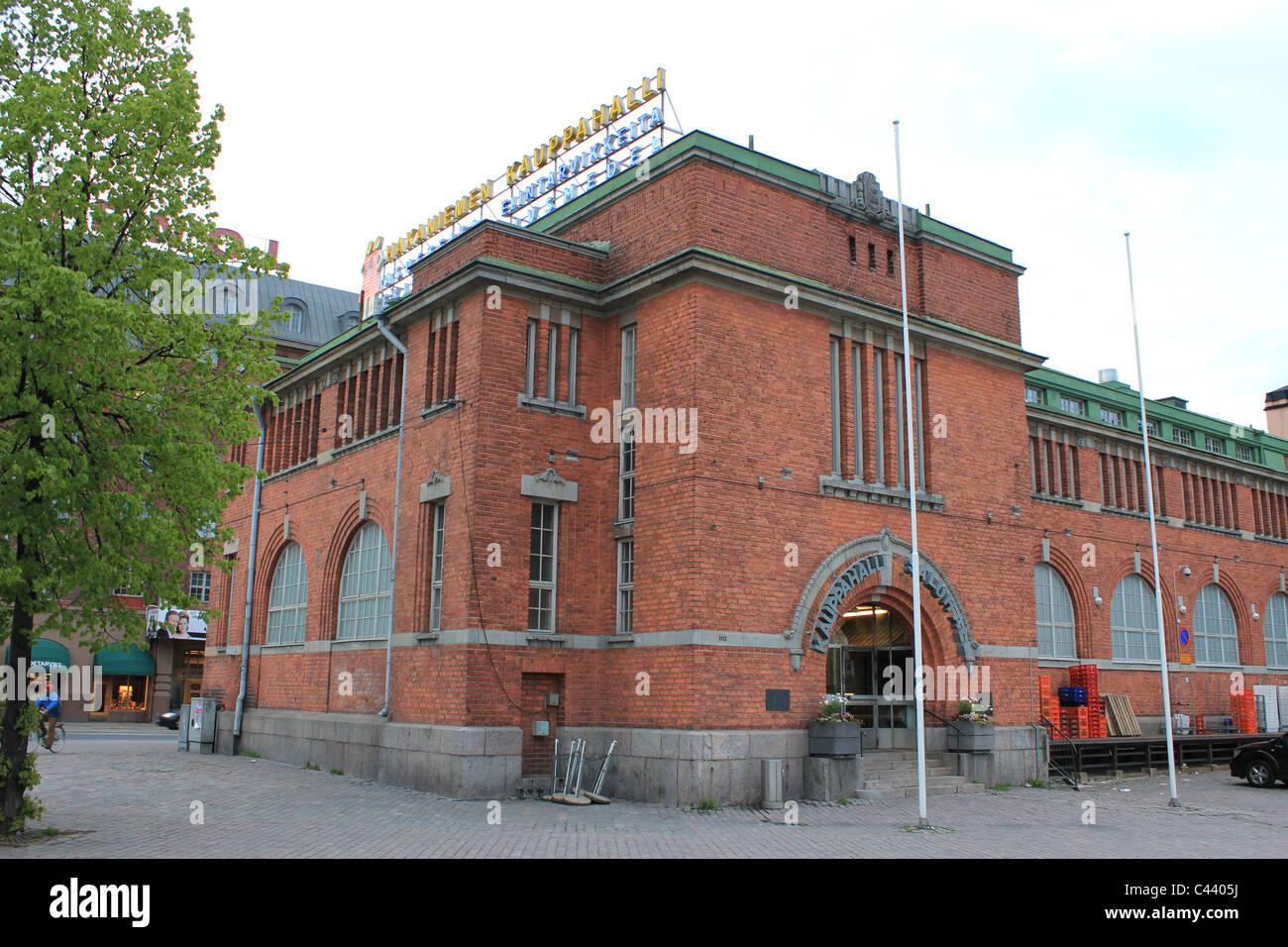 Traditionelle finnische indoor Marktplatz in Hakaniemi, Helsinki. Stockfoto