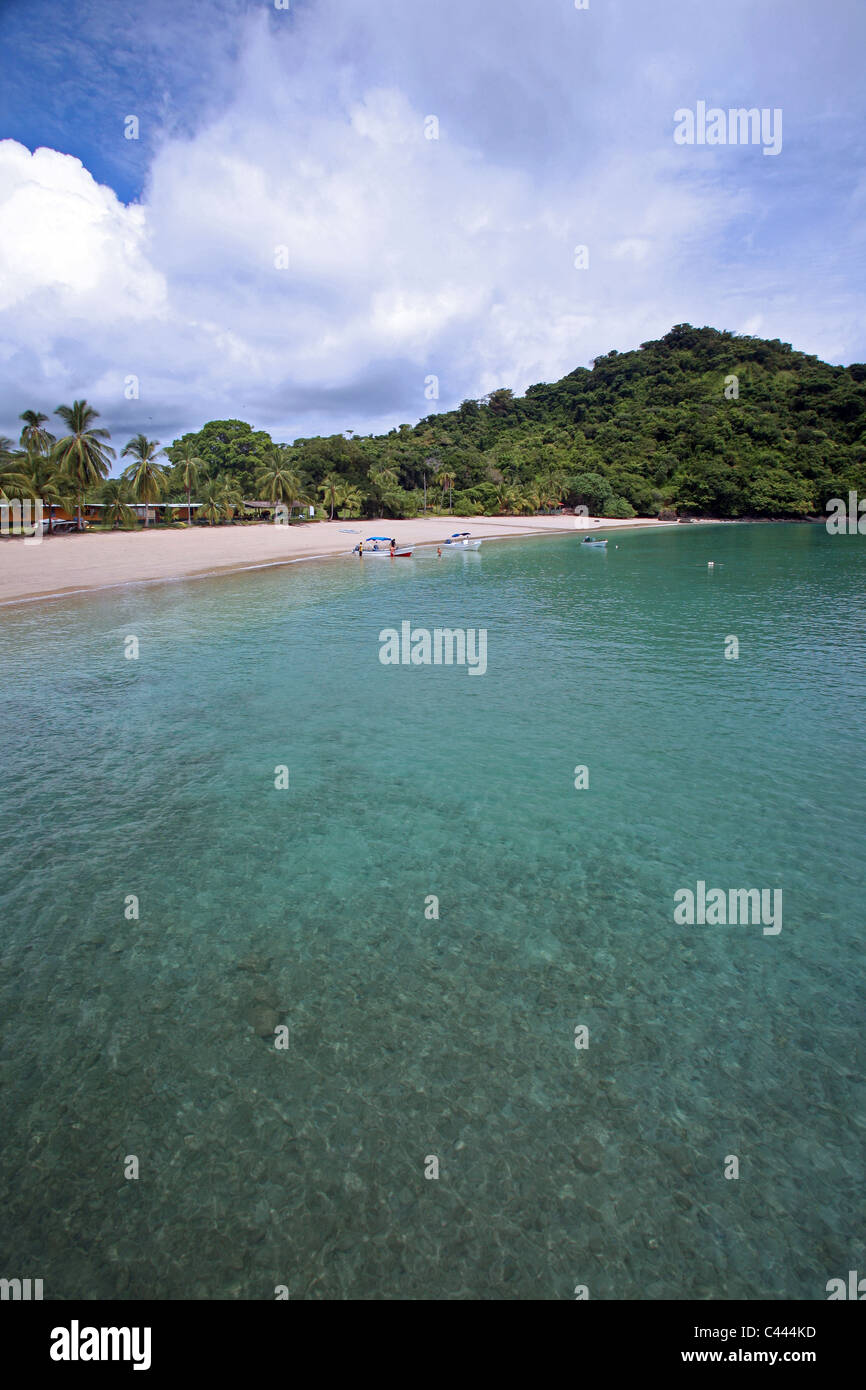 Weißen Sand-Strand an der Nordspitze der Insel. Isla de Coiba, Veraguas, Panama, Mittelamerika Stockfoto