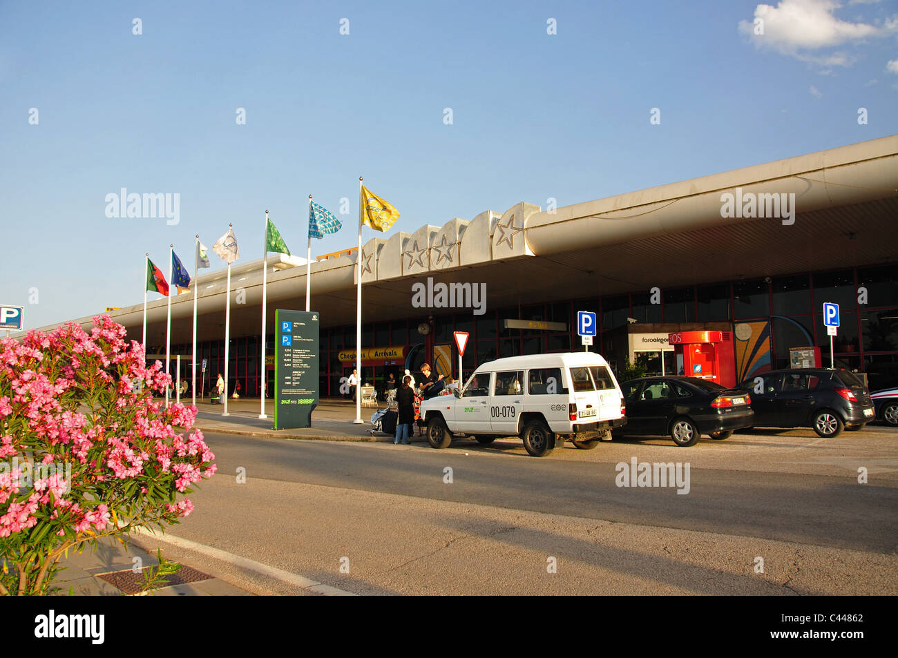 Abflug Terminal, Flughafen Faro Faro, Region Distrikt Faro, Algarve, Portugal Stockfoto