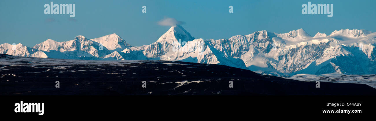 Alaska Range entlang Denali Highway, Berge, Panorama, Schnee, Gebirge, Landschaft, Alaska, USA, Nordamerika Stockfoto