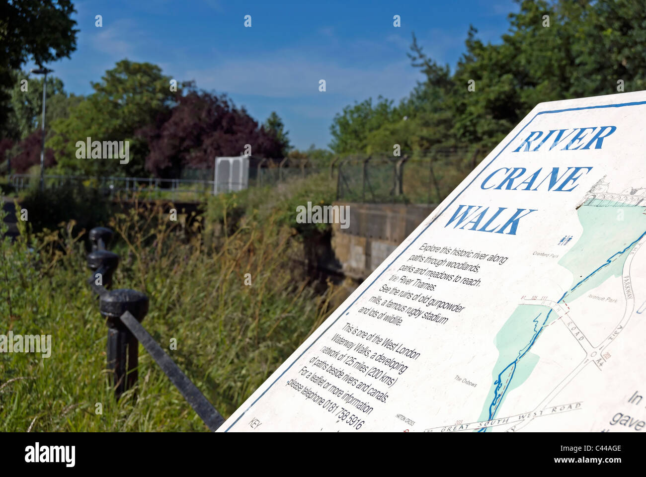 Schwarzes Brett, beschreibt den Fluss Kran Spaziergang in Isleworth, West London, england Stockfoto