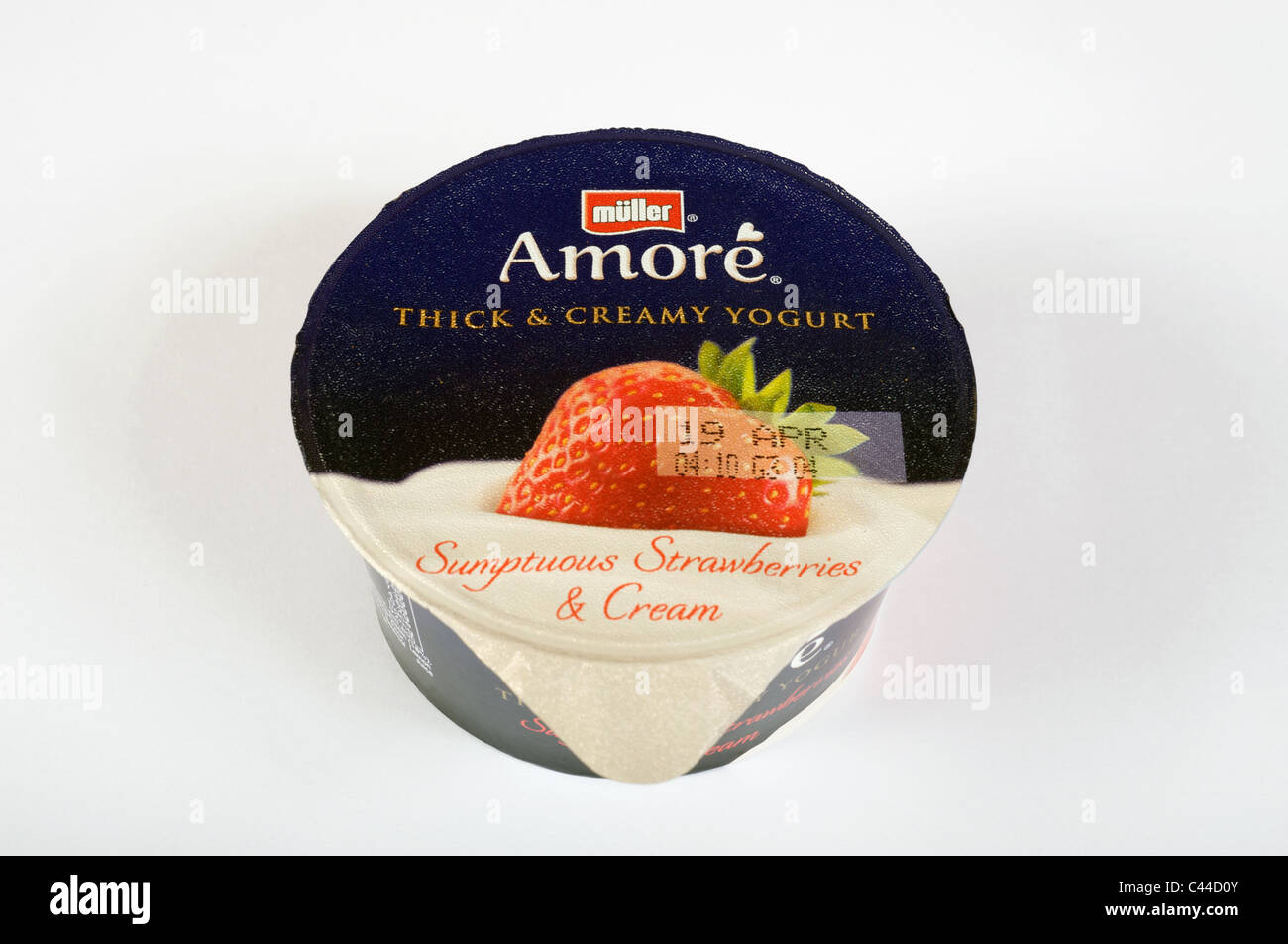 Muller Amore Erdbeeren und Sahne Joghurt Stockfoto