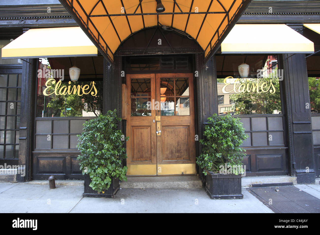 Elaines Restaurant, berühmt Treffpunkt für literarische Elite, Upper East Side, Manhattan, New York City Stockfoto