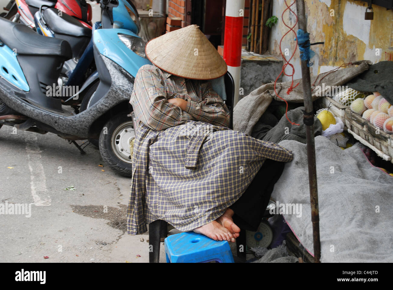 Vietnam Hanoi - Karte mit Kuli Hut schlafen Stockfoto