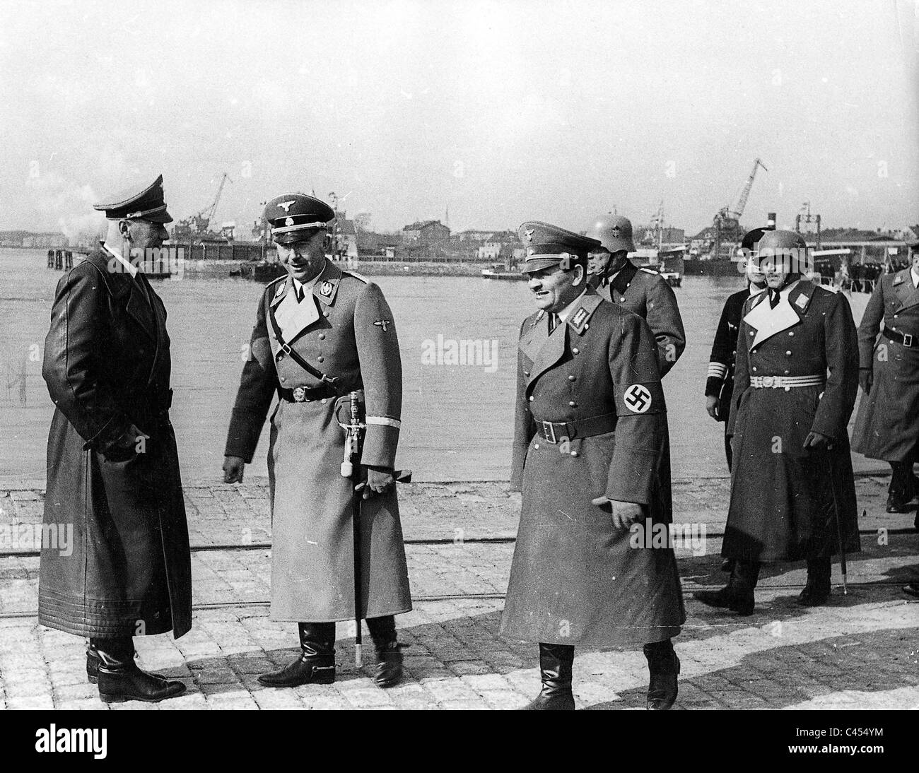 Frick, Himmler, Koch in den Hafen von Memel Stockfoto